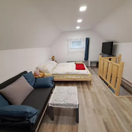 Relaxkucko Vendeghaz 아파트 에게르